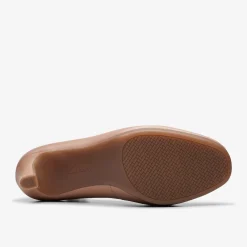 Ambyr2 Braley Warm Beige Leather