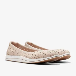 Breeze Roam Light Sand