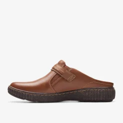 Caroline May Dark Tan Leather