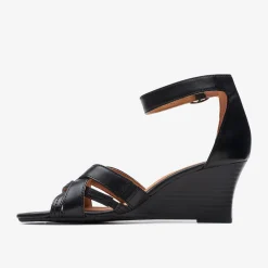 Cielo Charm Black Leather