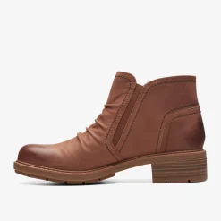 Hearth Dove Tan Nubuck