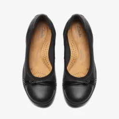 Meadow Rae Black Leather