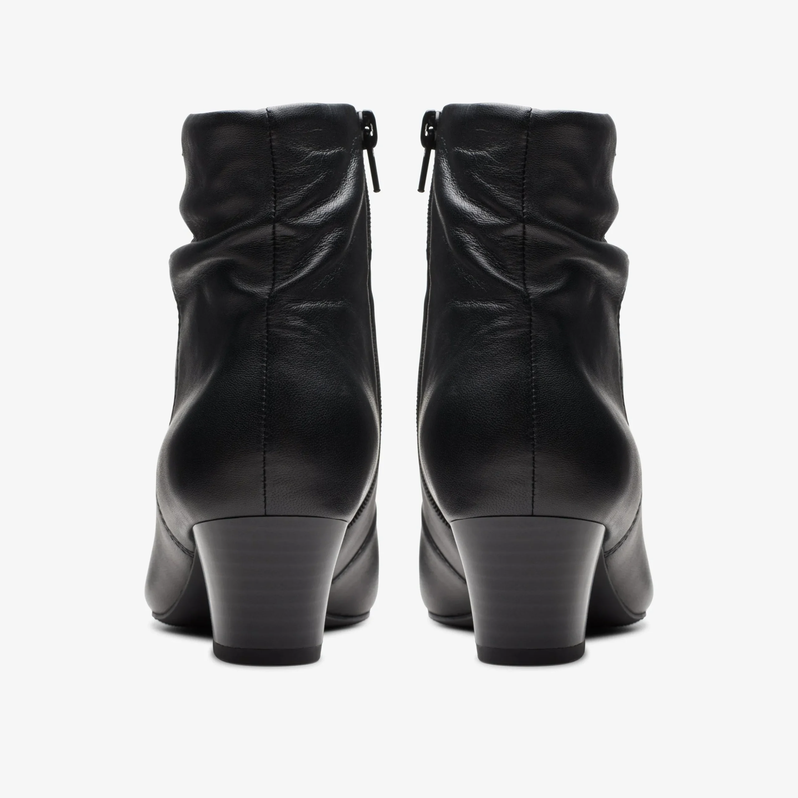 Teresa Skip Black Leather