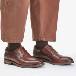 Un Hugh Lace Brown Leather