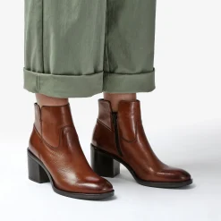 Valvestino Lo Dark Tan Leather