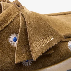 Wallabee Dark Olive Embroidery